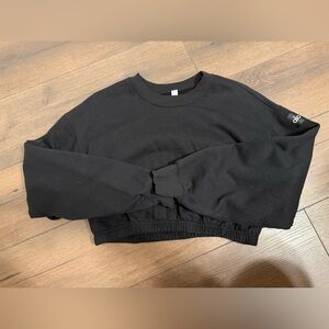 Cropped ALO crewneck